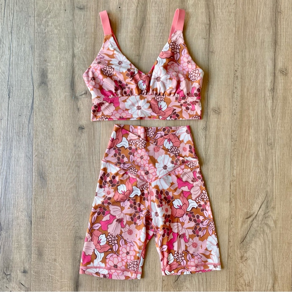 Aerie Pink Floral Sports Bras & Biker Shorts Set Size S